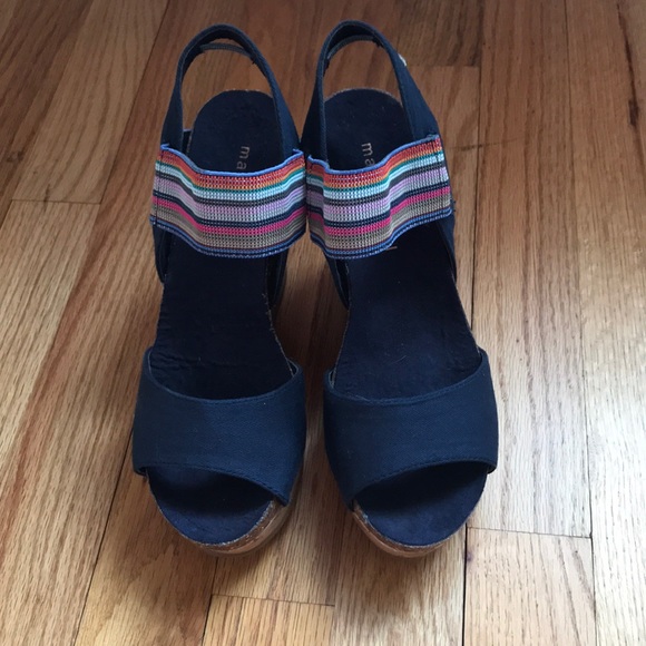 Madden Girl Shoes - Madden Girl Navy Blue Wedge Size 5.5